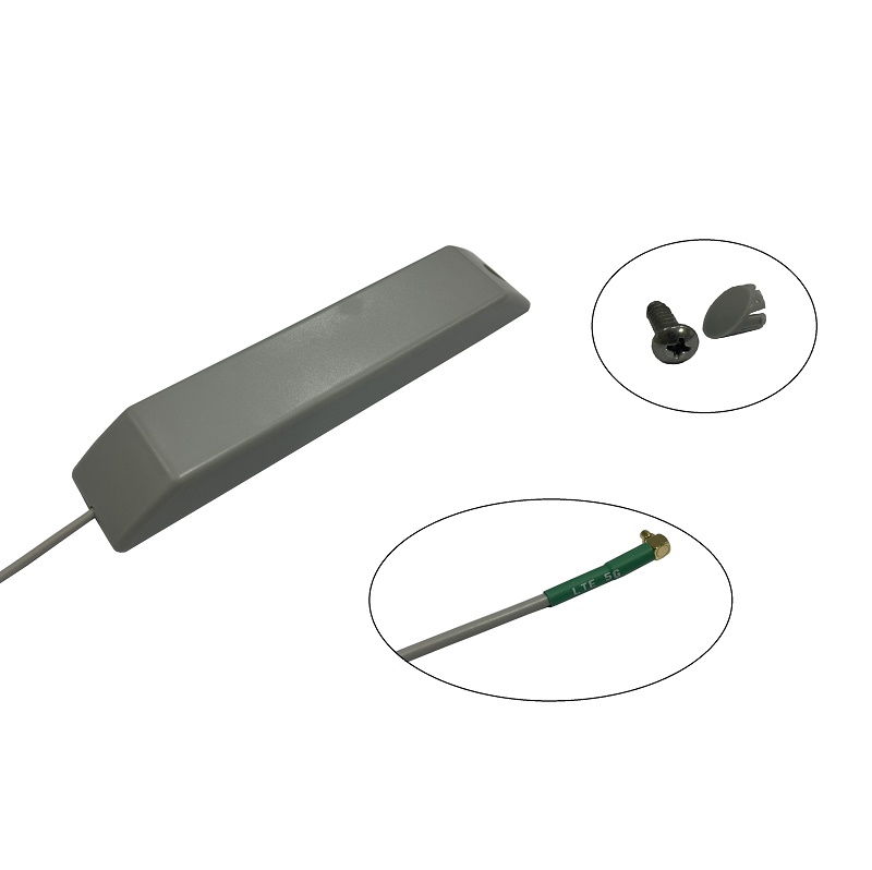 Panelantenna slimline 2m RG316 MCX-male angle 690-3800 MHz